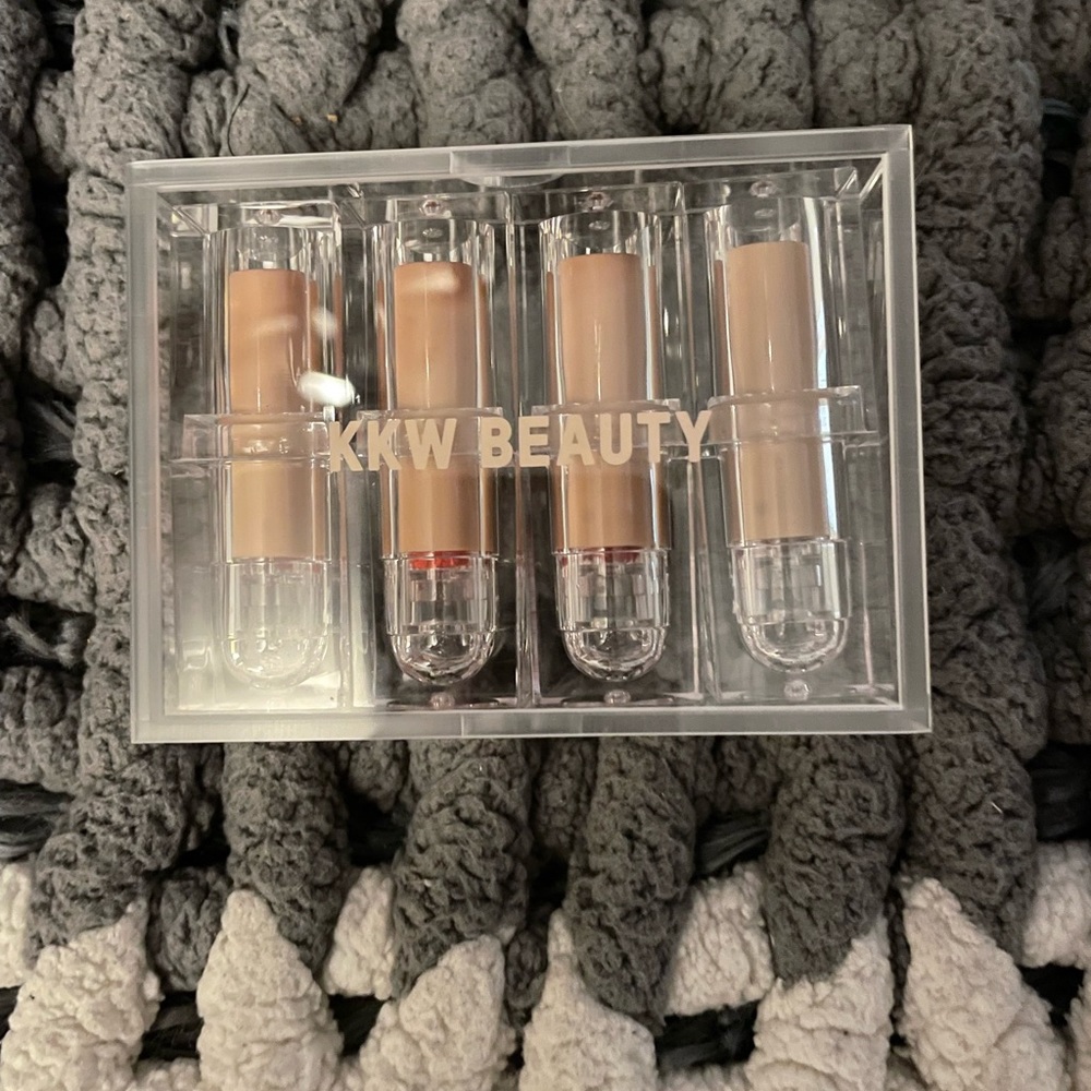 Brand New, KKW Beauty Mini Creme Lipsticks in Red Set 💄